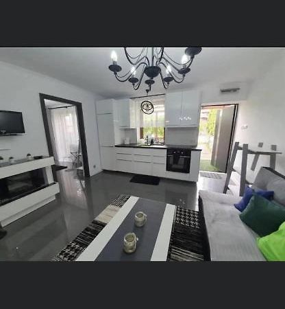 Appartement Tadeo à Kołczewo Extérieur photo